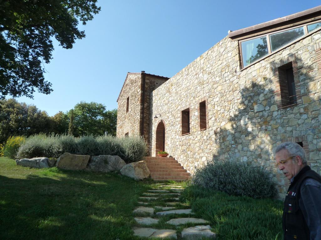 Podere Carceroni Poggi del Sasso Exterior foto
